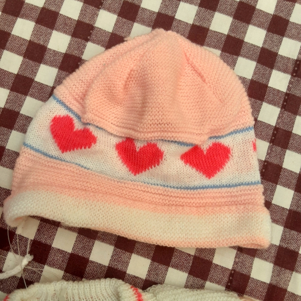 🆕️ Confetti Vintage Girl Baby Knitting set💞 - Picture 4 of 7